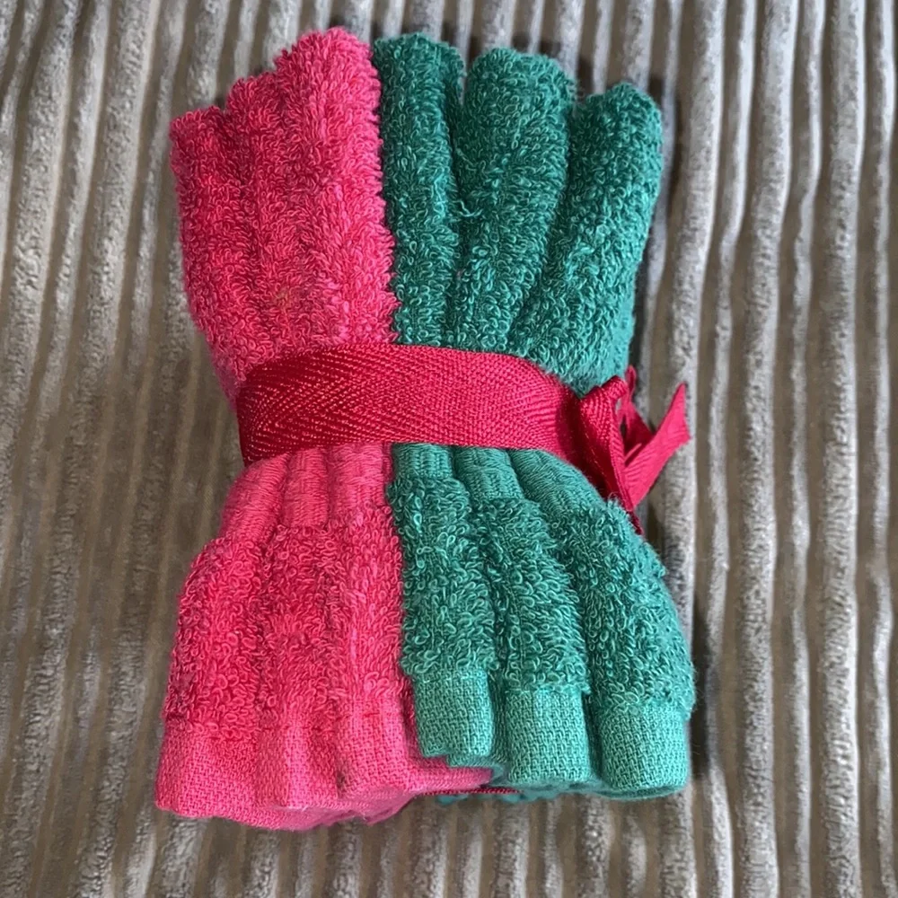 🆕Living Quarters 100% cotton washcloths 6-pack NWT red/green